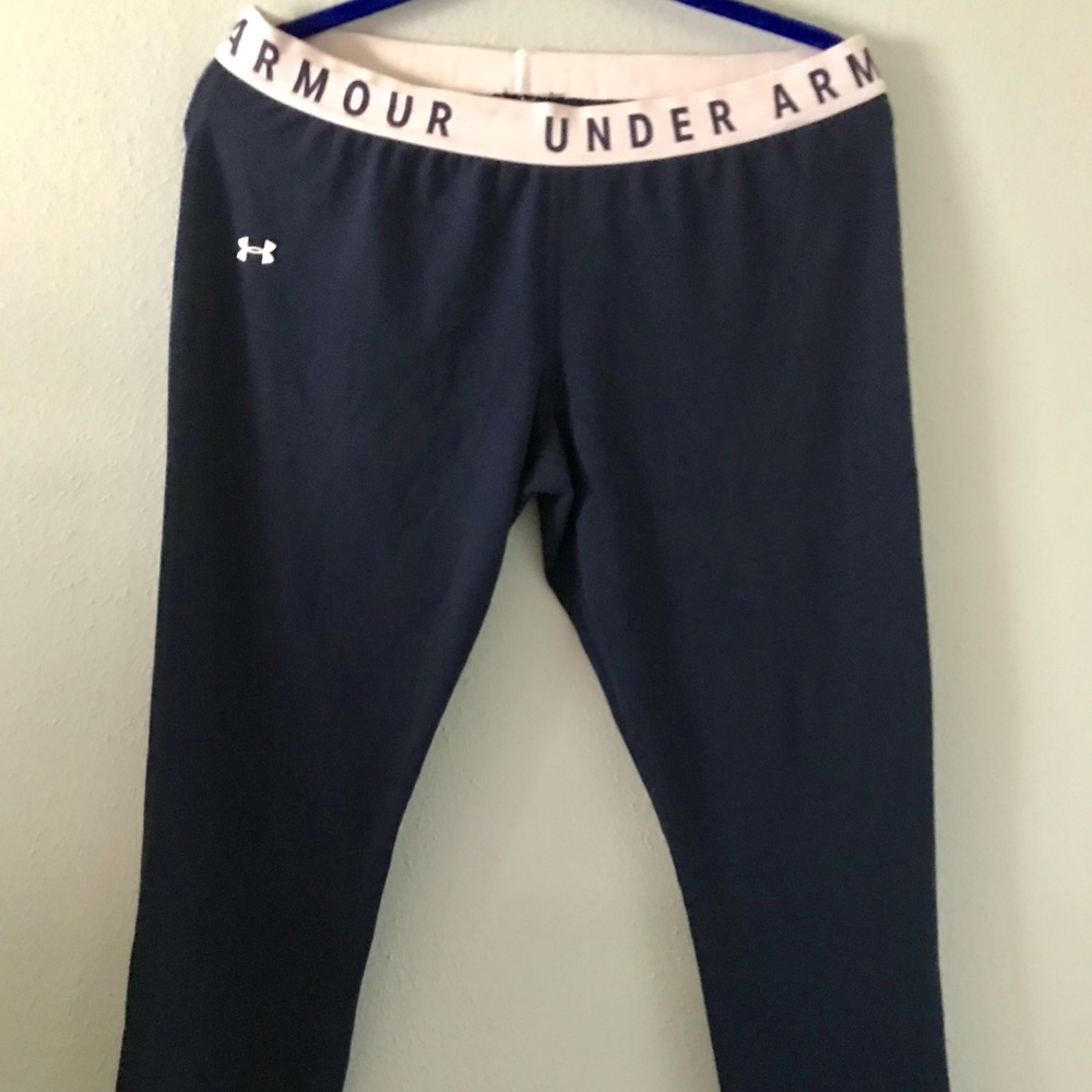 Under Armour navy leggings, XL